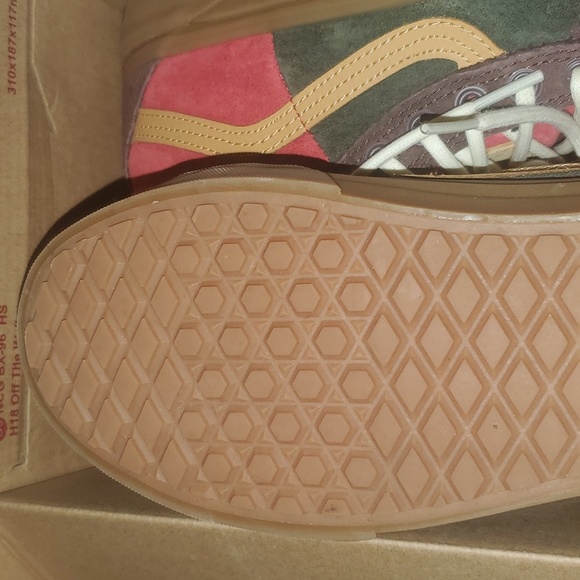 Vans Sk8 Hi 46 MTE Dx Poinsettia/ forest night sneakers womens boots - Picture 2 of 2